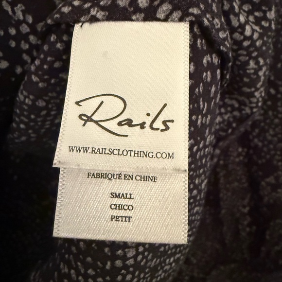 Rails Roslyn Slate Python Women’s Long Sleeve Blouse - Picture 11 of 15